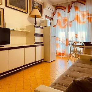 https://due-passi-dal-mare-vicino-a-venezia.hotelslidodijesolo.com
