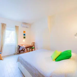 https://mercato-di-ortigia-apartments.sicilyhotelsitaly.net